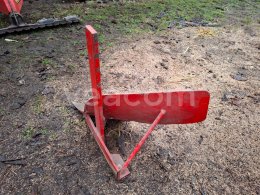 Online aukce:   JEDNOSTRANNÝ PLUH K VARI TERRA