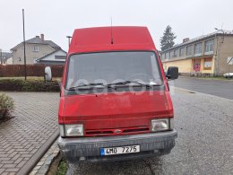 Online aukce: NISSAN  TRADE 100.35. VAN