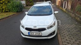 Online aukce: KIA  CEED