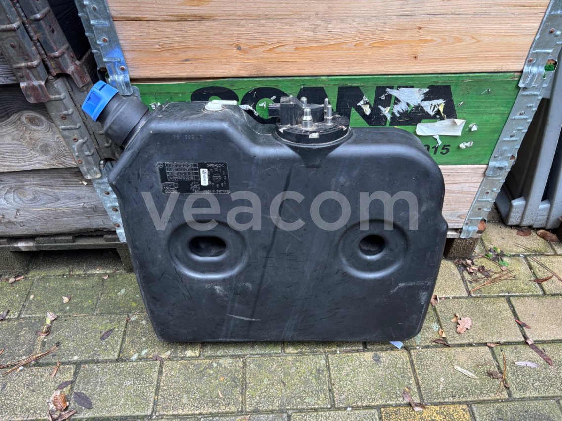 Online aukce:   NÁDRŽ NA ADBLUE 25 LITROV MERCEDES ATEGO