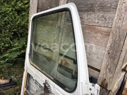 Online aukce:   DVERE KABÍNY NA VOLVO FH12