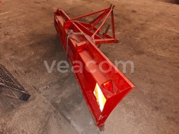 Online aukce:   ZBYNĚK LAZAR RTS - 3000 TRAKTOROVÁ RADLICE