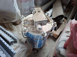 Online aukce:  TLAKOVÁ NÁDOBA NA MALÍŘSKOU BARVU KOVOFINIŠ PM 2