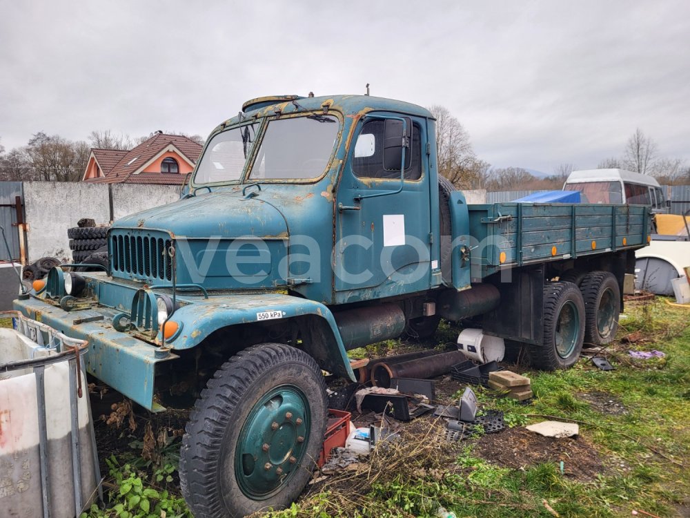 Online aukce: PRAGA  V3S 6X6