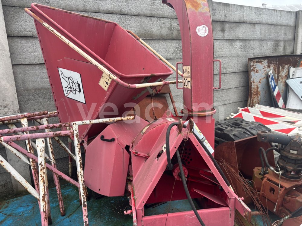 Online auction: JUNKKARI  OY HJ 5 G