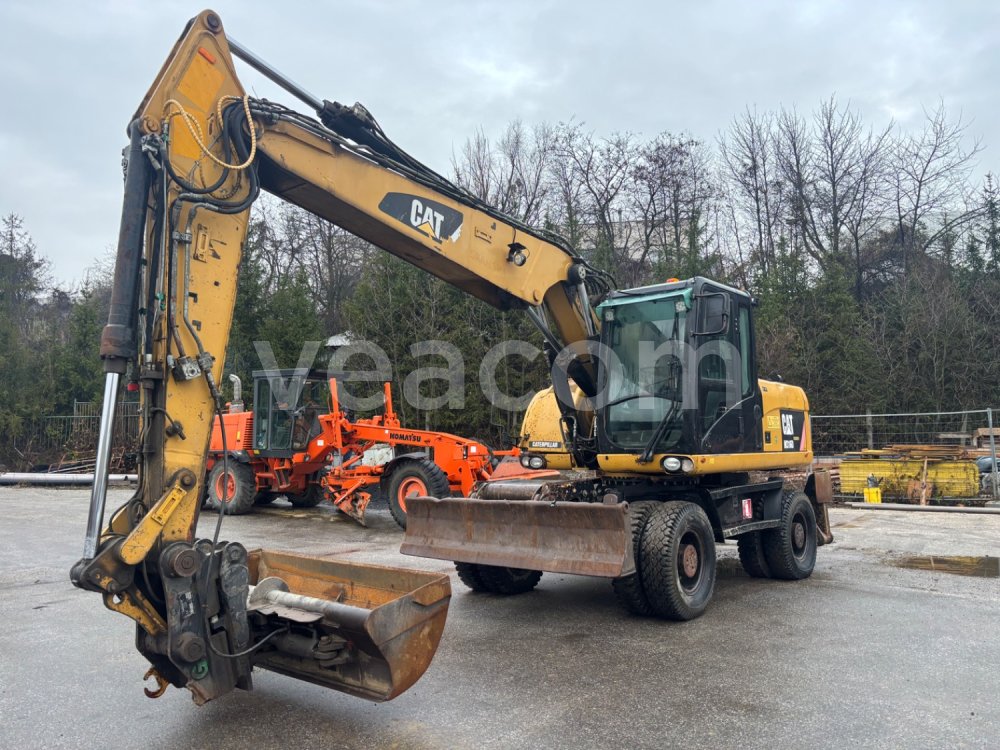 Online auction: CATERPILLAR  M 316 D 4X4