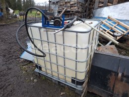 Online aukce:  KONTEJNER IBC S TANKOVACÍ STANICÍ