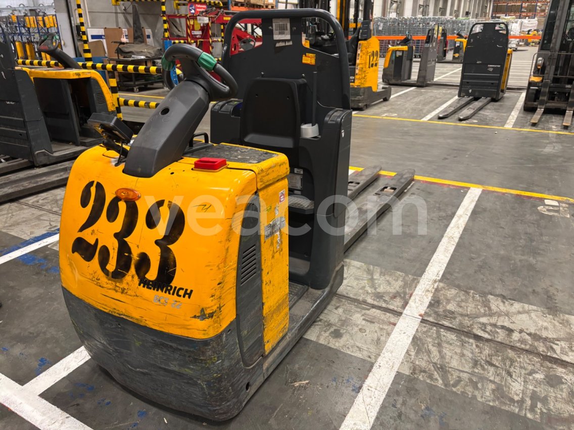 Інтернет-аукціон: JUNGHEINRICH  ECE 225