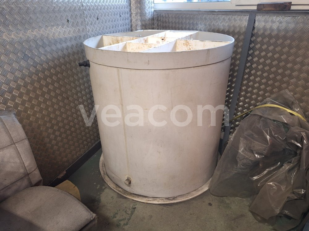 Online auction:  NÁDOBA NA VODU - PRŮMĚR CCA 120 CM