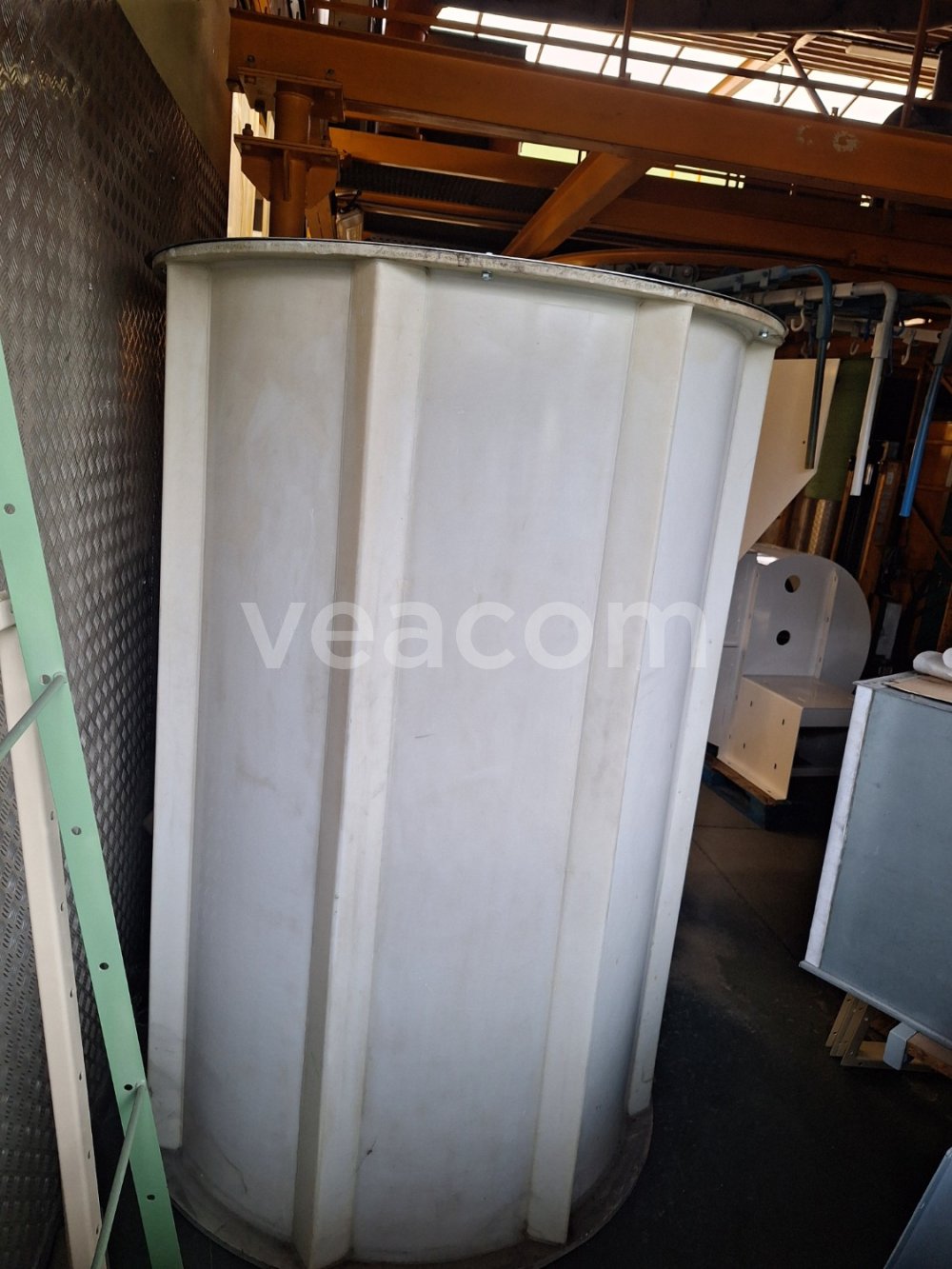 Online auction:  NÁDOBA NA VODU - PRŮMĚR 150 CM