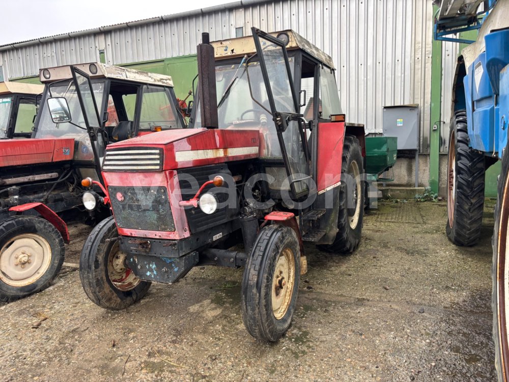 Online-Versteigerung: ZETOR  8111