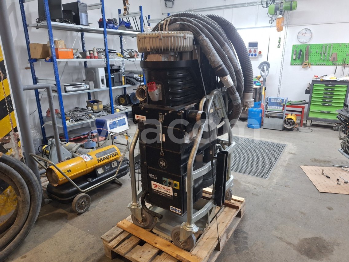 Online aukce:   HTC V5IAD