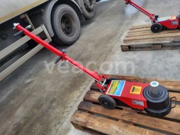 Online auction:   ZVOX JB120T-2