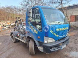 Online aukce: AVIA  D90