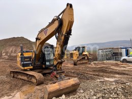 Online aukce: CAT  320 EL + PRÍSLUŠENSTVO