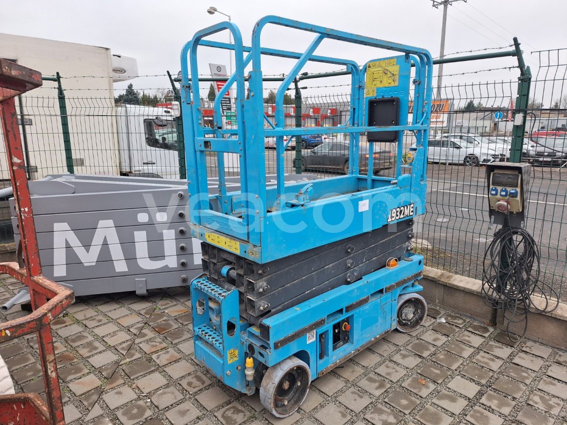 Online auction:   SINOBOOM 1932 ME