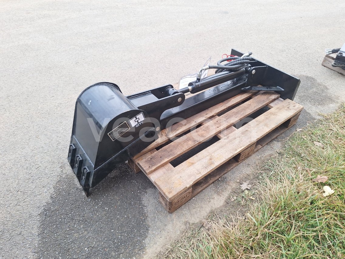 Online aukce: GIYI  GY - ZVB PODKOP PRO MINI-NAKLADAČ