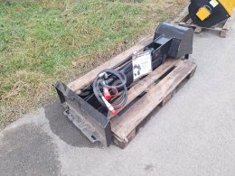 Online aukce: GIYI  GY - ZVB PODKOP PRO MINI-NAKLADAČ