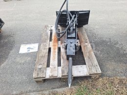 Online aukce: GIYI  GY P45 HYDRAULICKÉ KLADIVO PRO MINI-NAKLADAČ