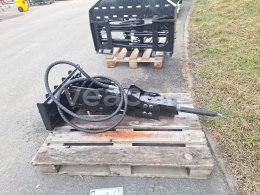 Online aukce: GIYI  GY P45 HYDRAULICKÉ KLADIVO PRO MINI-NAKLADAČ