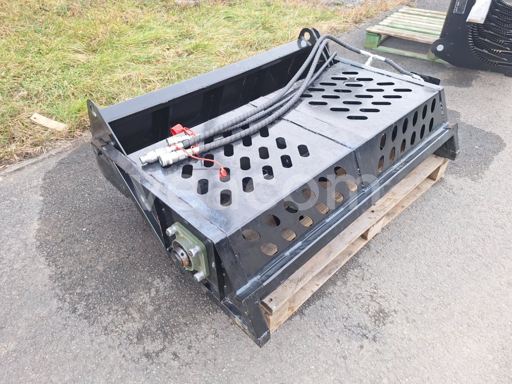 Online auction: GIYI  MRR47 SBĚRAČ KAMENŮ