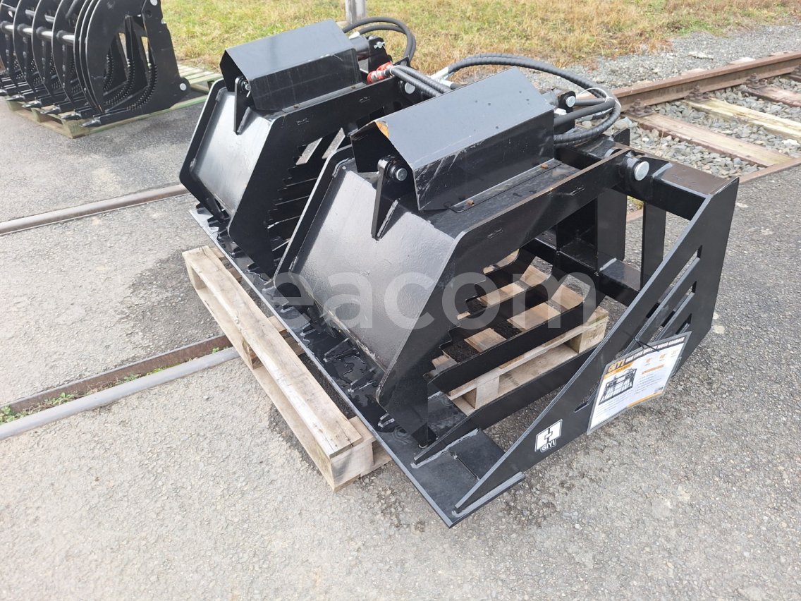 Online aukce: GIYI  GY HWG72 LOPATA S PŘIDRŽOVAČEM