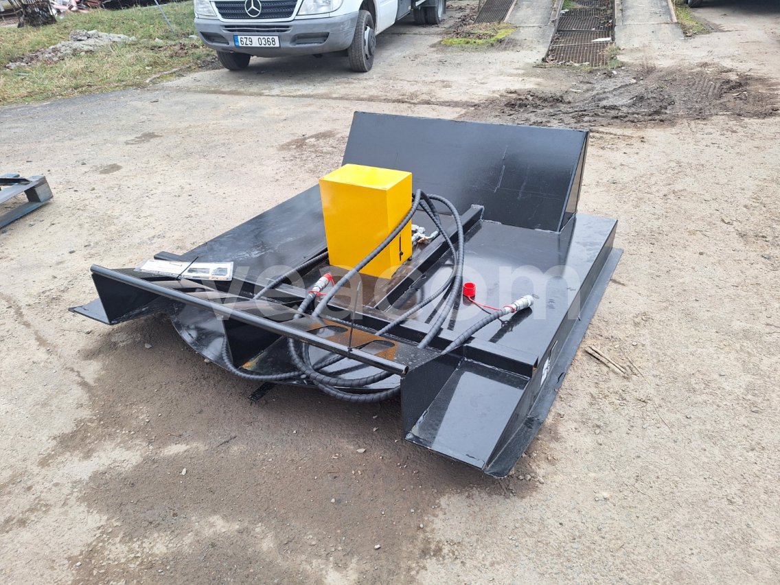 Интернет-аукцион: GIYI  GY BC63 SEKAČKA PRO SMYKOVÝ NAKLADAČ