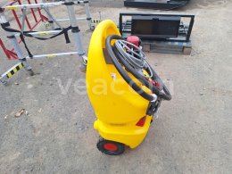 Online aukce:   CTK HT 980 TANKOVACÍ NÁDRŽ S ČERPADLEM