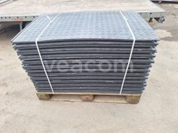 Online aukce:   PŘEJEZDOVÉ PLOTNY 25 KS 77 X 118 CM