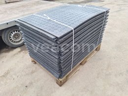 Online aukce:   PŘEJEZDOVÉ PLOTNY 25 KS 77 X 118 CM