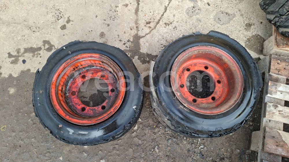 Online auction:  PNEUMATIKY ROTA 2 KS