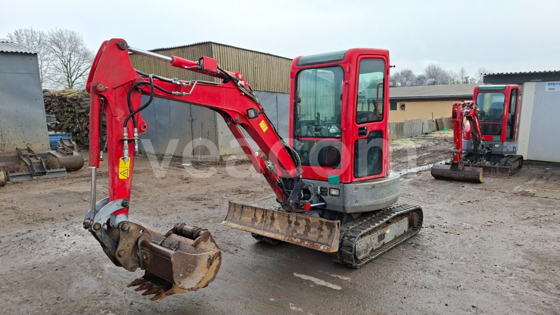 Online auction: BOBCAT  E26 EM