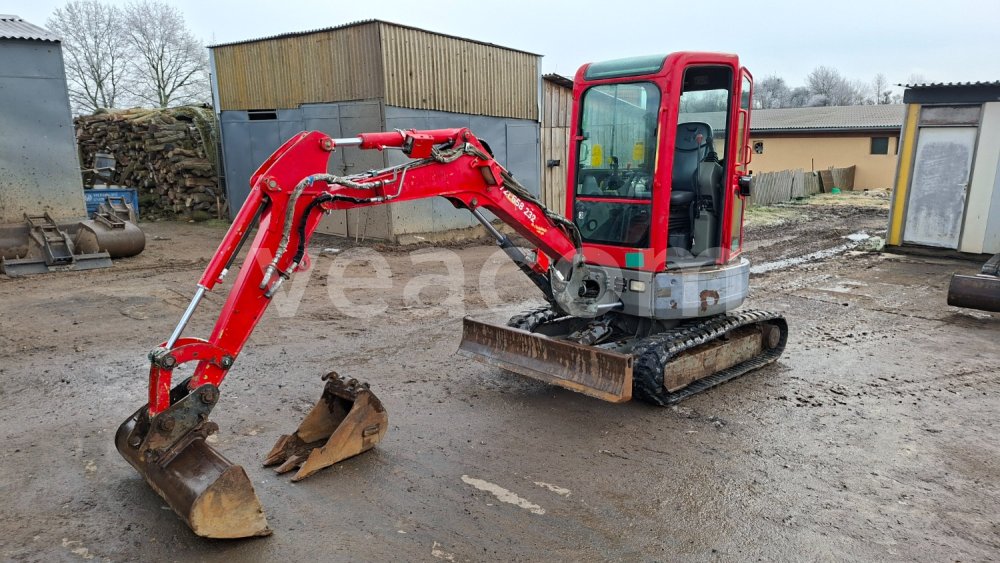 Online auction: BOBCAT  E26 EM