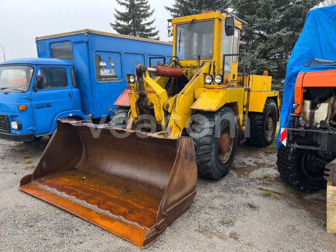 Online auction: ZTS  UNK 320