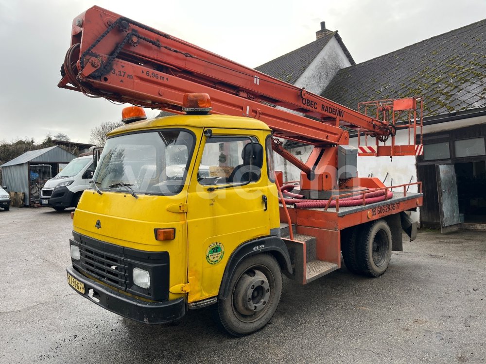 Online auction: AVIA  A31 K + MP 13-2 SUB