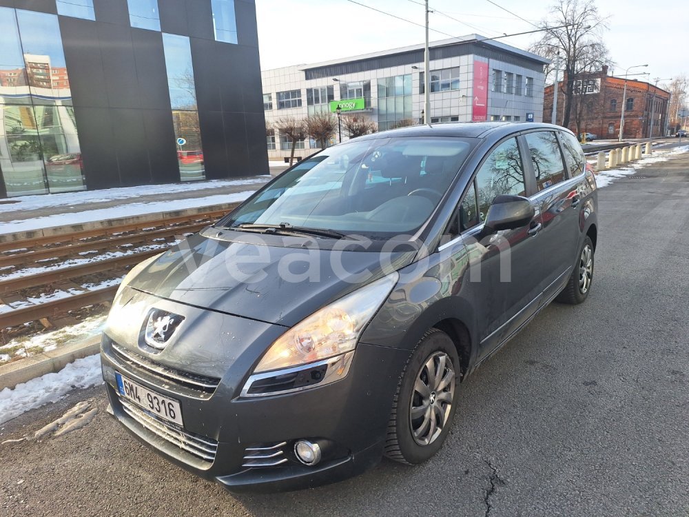 Online auction: PEUGEOT  5008