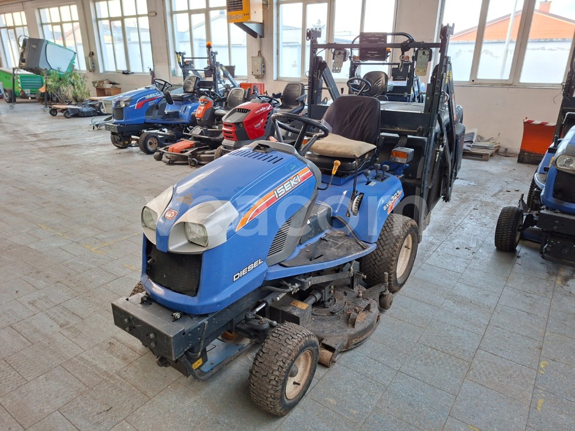 Online aukce: ISEKI  SXG 323 HL