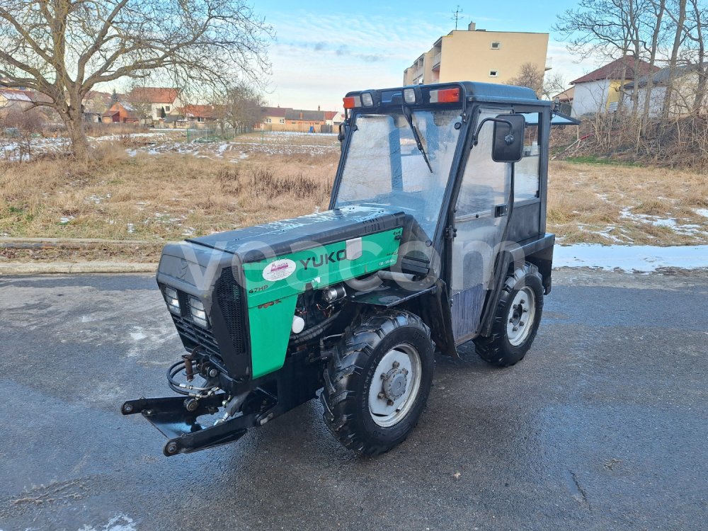 Online auction: WISCONSIN  YUKON W5000 4X4