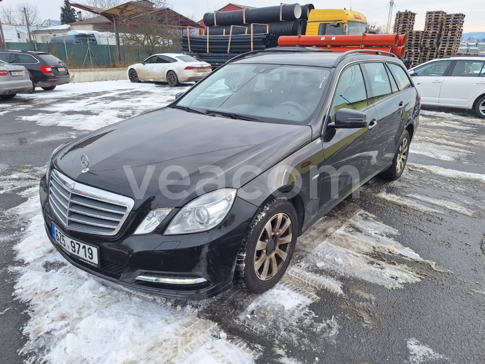 Online aukce: MB  E250 CDI