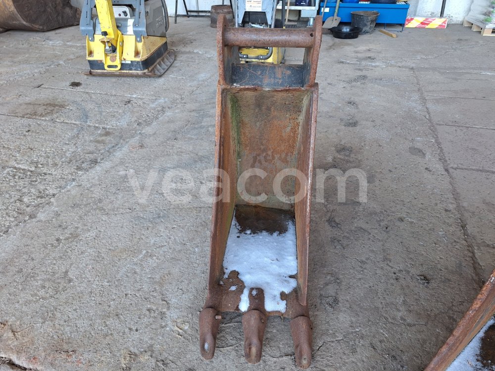 Online auction: CAT  PODKOPOVÁ LŽÍCE CAT 30 CM