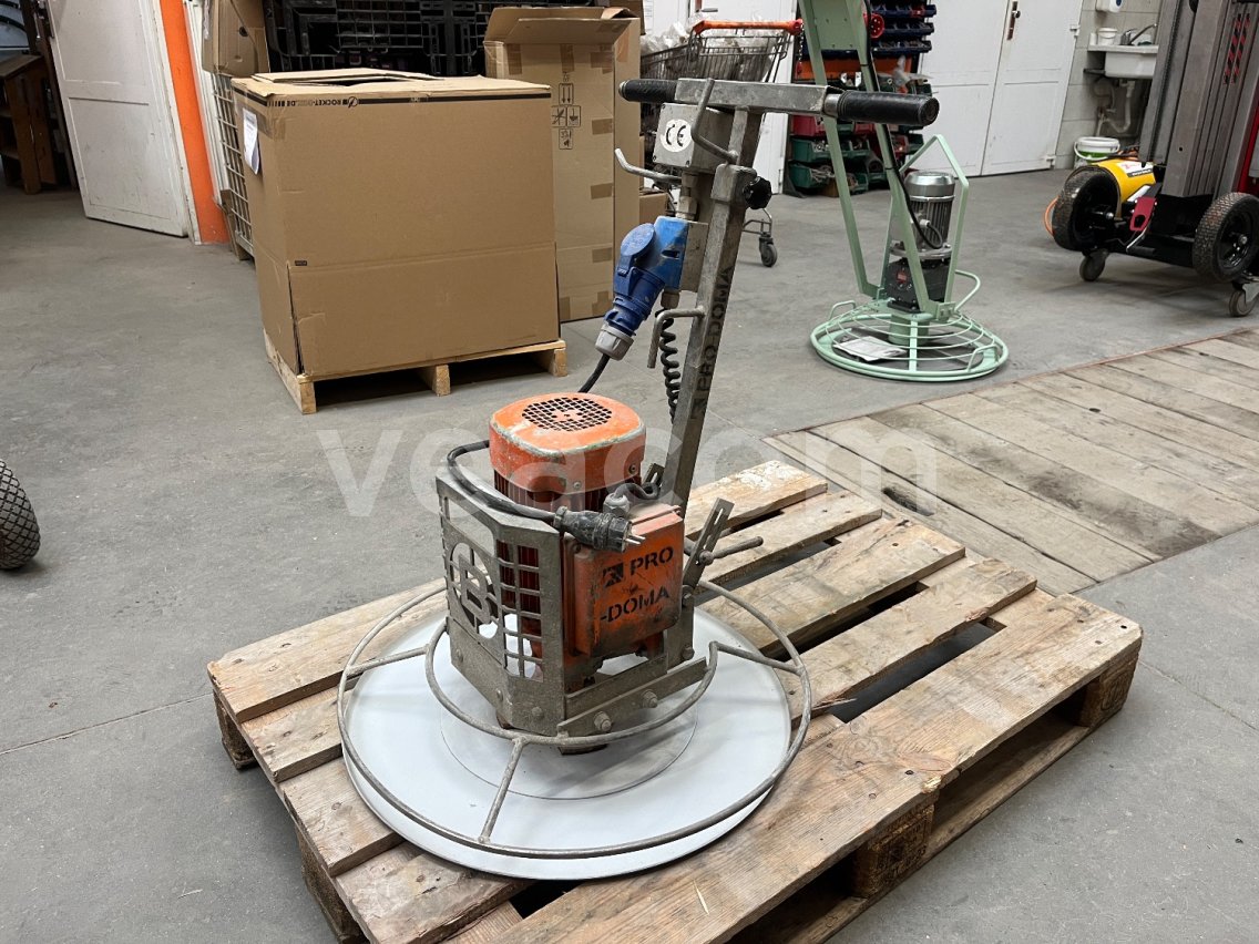 Online aukce:   ESTRICH BOY TL, 600