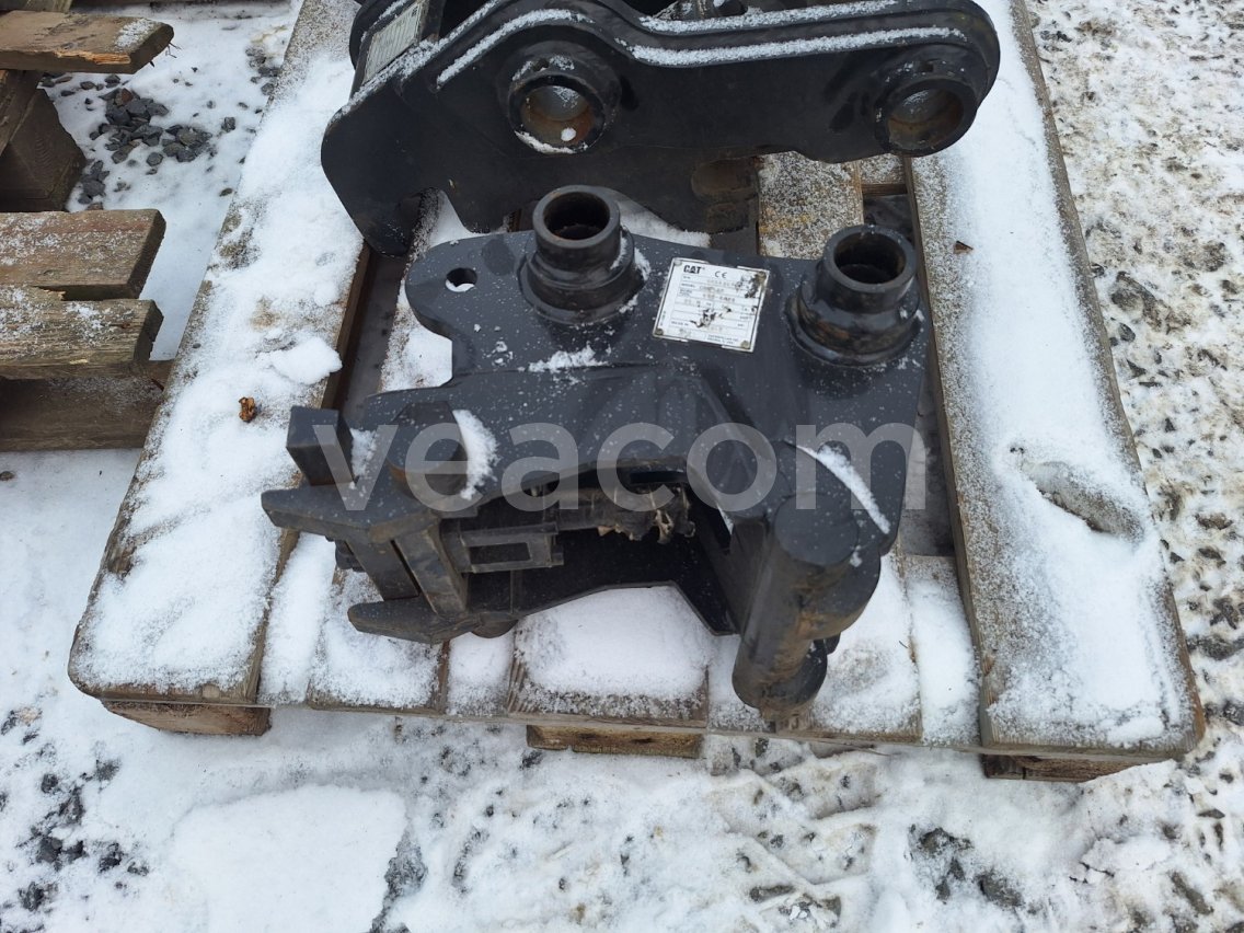 Online auction: CAT  RYCHLOUPÍNÁK