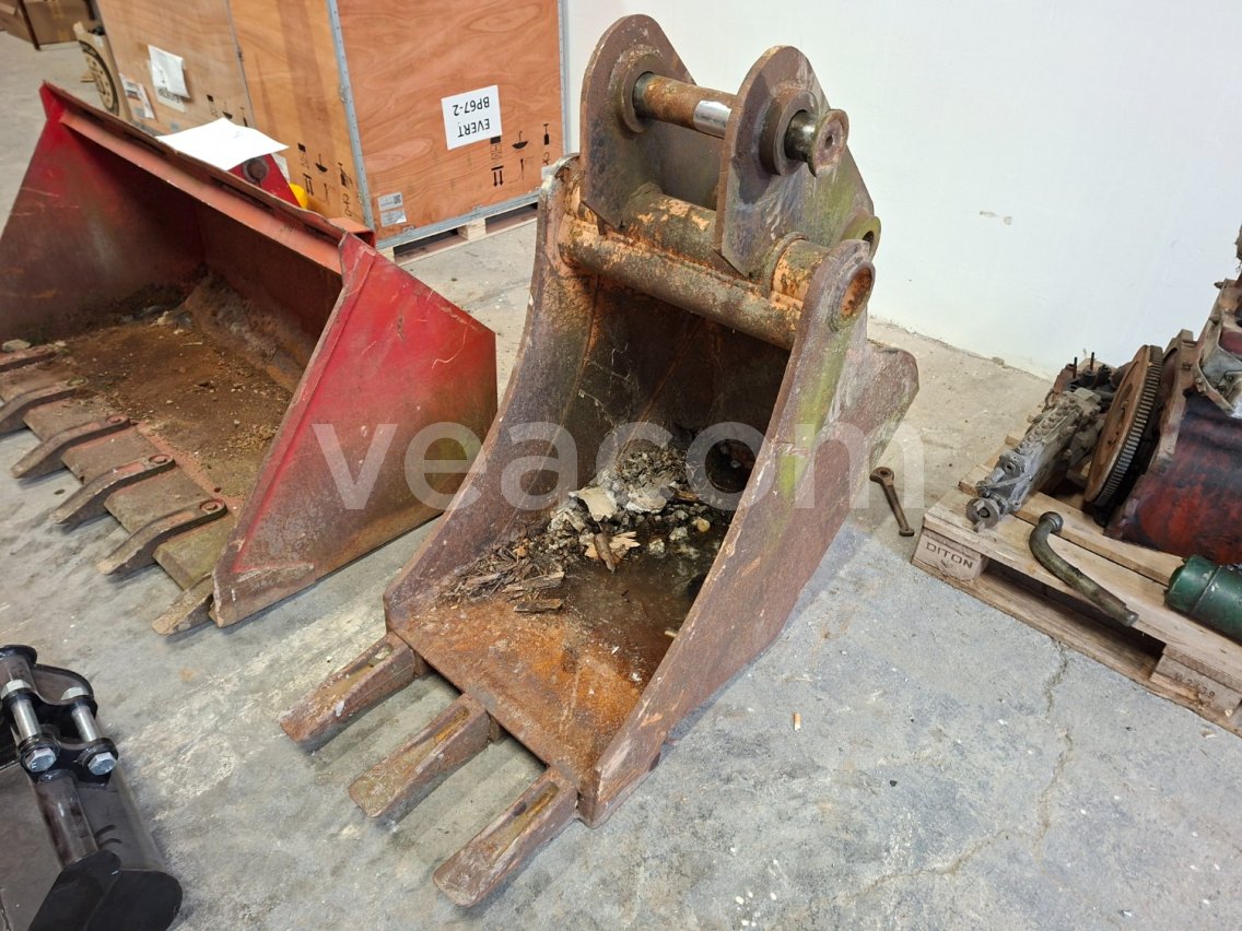 Online auction:   PODKOPOVÁ LŽÍCE SE ZUBY 60 CM