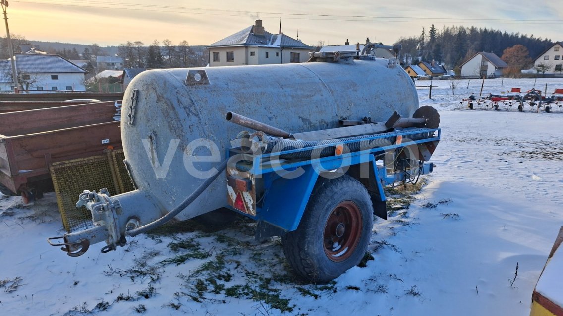 Online auction:   CISTERNA VLASTNÍ VÝROBY