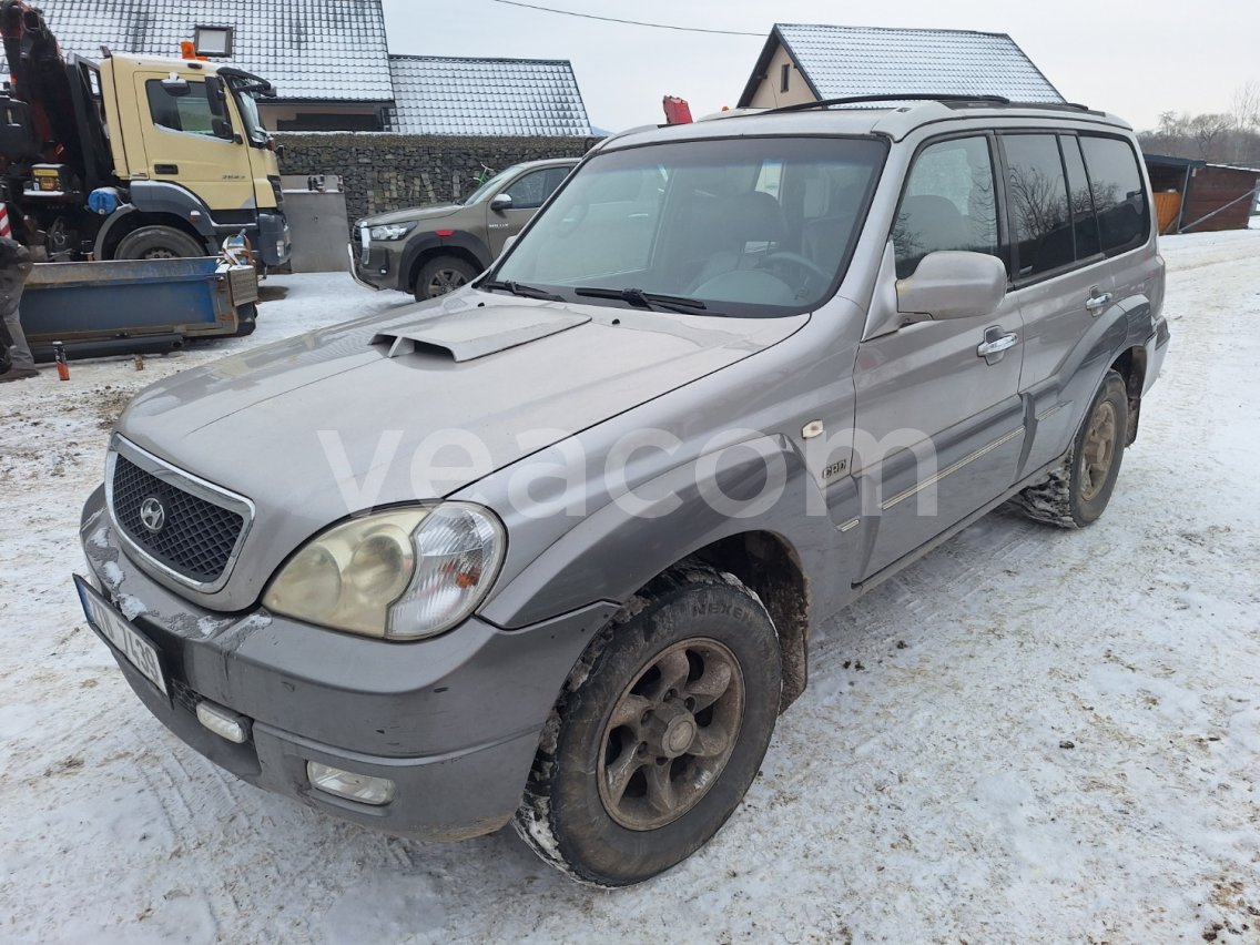 Online auction: HYUNDAI  TERRACAN 4X4