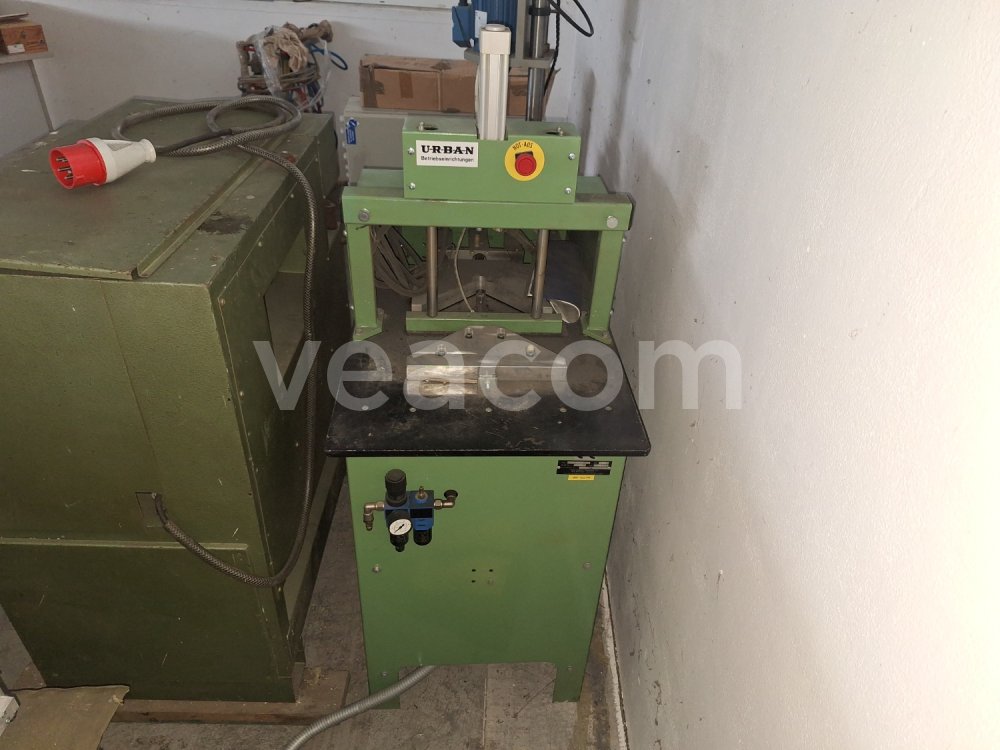 Online aukce:  KONTUROVACÍ FRÉZA URBAN KFM 5000