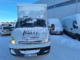 Online auction: IVECO  DAILY
