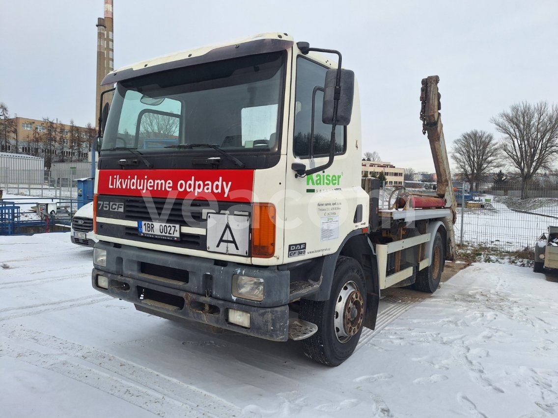 Online auction: DAF  CF 75.320