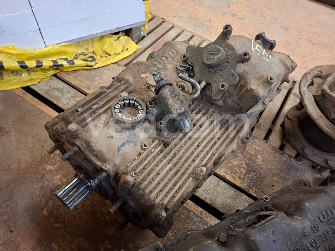 Online aukce:   PŘEVODOVKA Z TATRA T 815 6X6