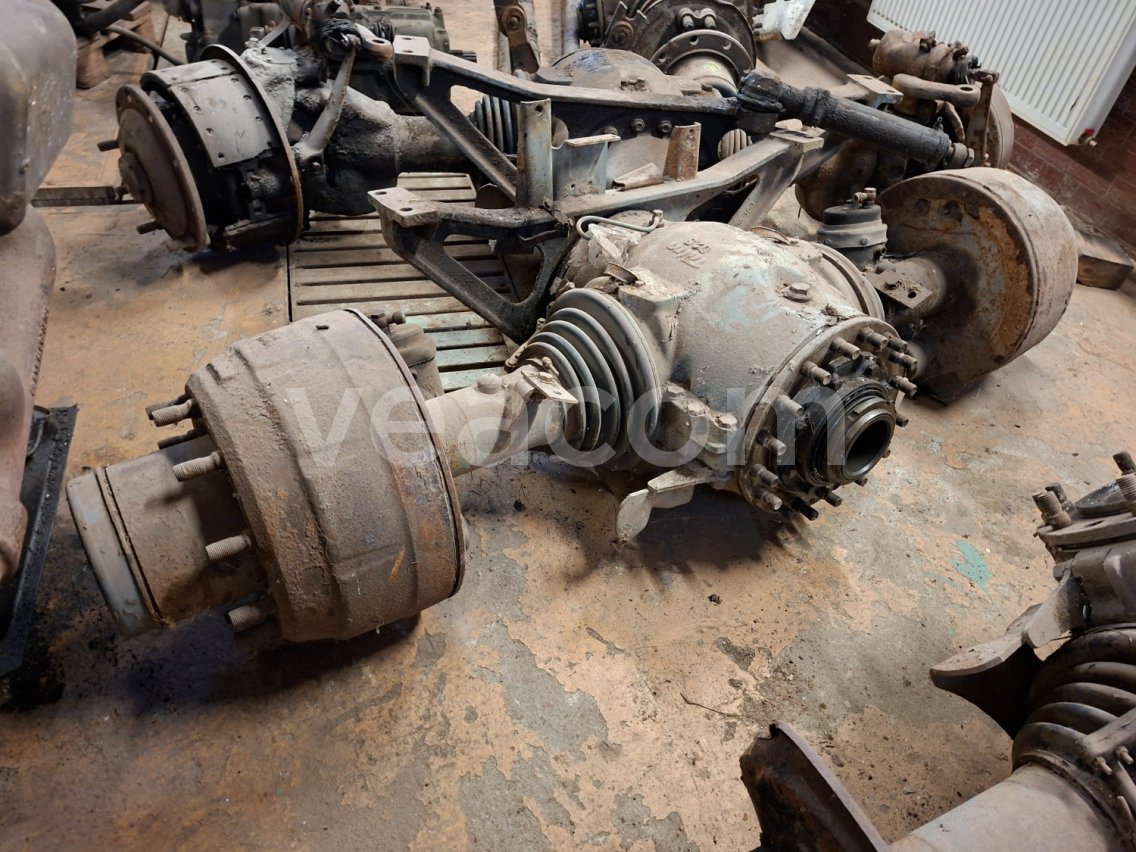 Online aukce:   DRUHÁ ZADNÍ NÁPRAVA (POSLEDNÍ) Z TATRA T 815 8X8